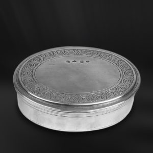Scatola scatolina ovale bomboniera regalo aziendale portagioie in peltro (Art.796)