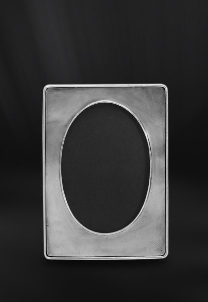 Cornice portafoto ovale in peltro (Art.485)
