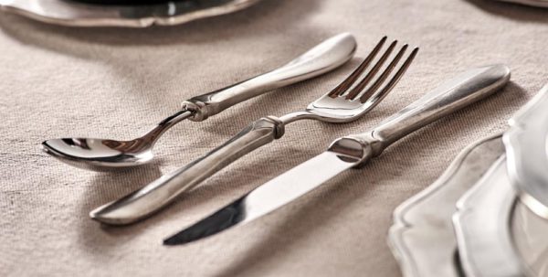 Forchetta coltello e cucchiaio da dessert in peltro e acciaio (704-705-706)